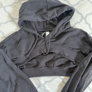 very cropped sweatshirt